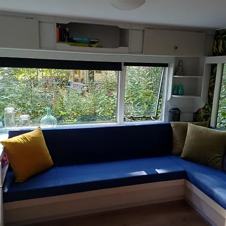 مكان تخييم Camping Bakkum Met Elektra كاستريكوم